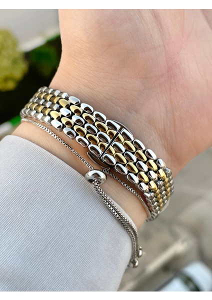 Oval Kasa Kadın Kol Saati ve Hediye Bileklik fırsatları