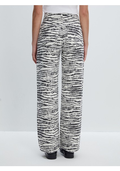 Yeni Sezon Zebra Desenli Straight Fit Kadın Jean Pantolon fırsatları