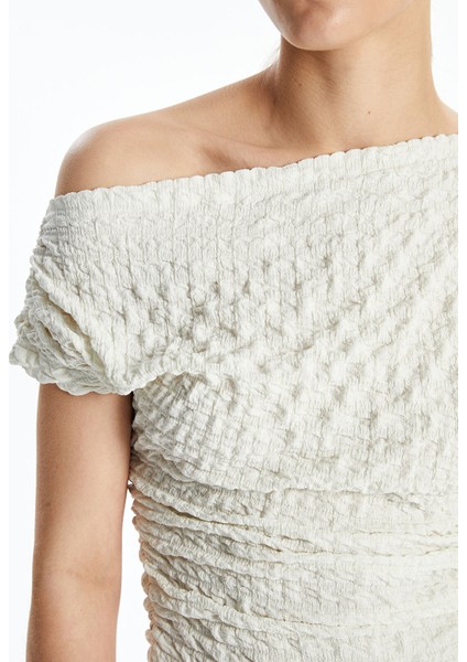 Yeni Sezon Kayık Yaka Dokulu Kadın Bluz modelleri