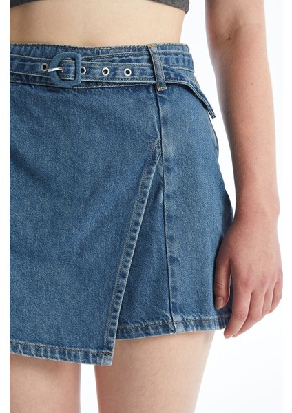 Yeni Sezon Beli Kemerli Standart Fit Kadın Jean Şort Etek modelleri