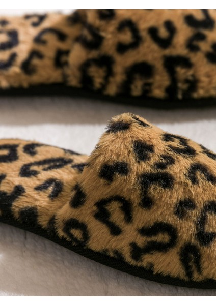 Yeni Sezon Kadın Leopar Desenli Pelüş Ev Terliği modelleri