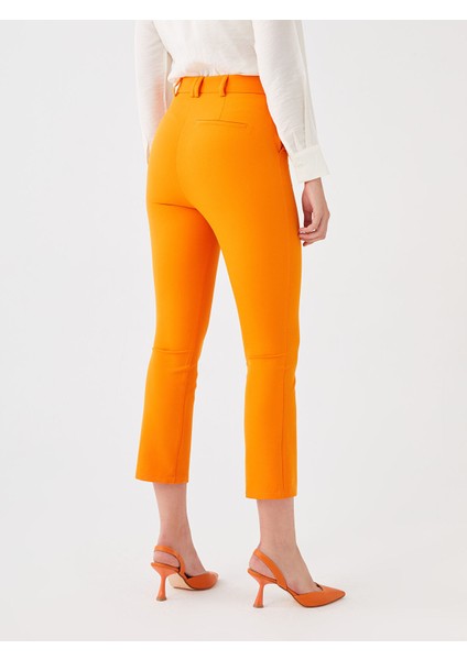 Yeni Sezon Kadın Standart Fit Düz Pantolon fırsatları