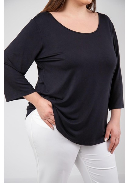 Kadın 1112039 Sırt Detaylı Siyah Bluz