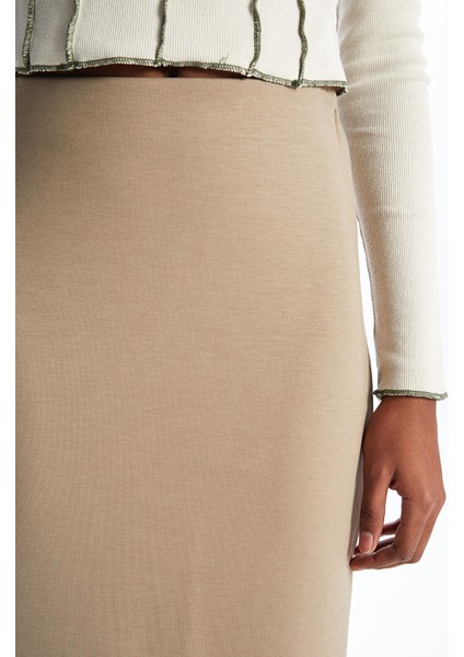 Yeni Sezon Kadın Dar Fit Düz Etek fırsatları