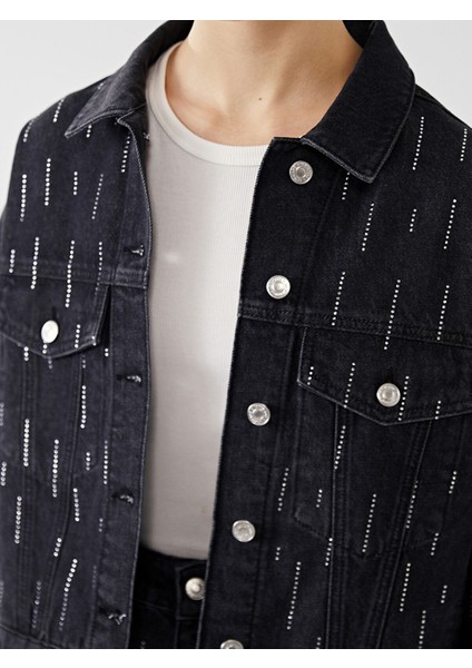 Yeni Sezon Gömlek Yaka Parlak Taşlı Kadın Jean Ceket modelleri