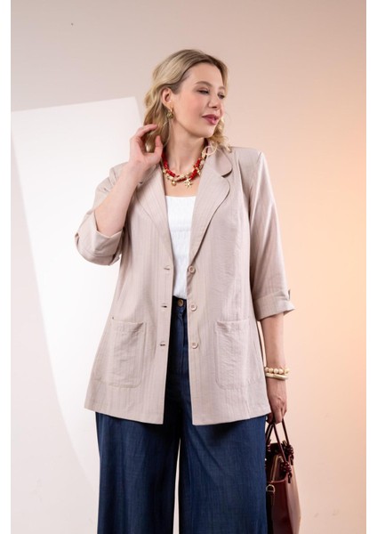 Kadın Büyük Beden Cepli Bej Ceket