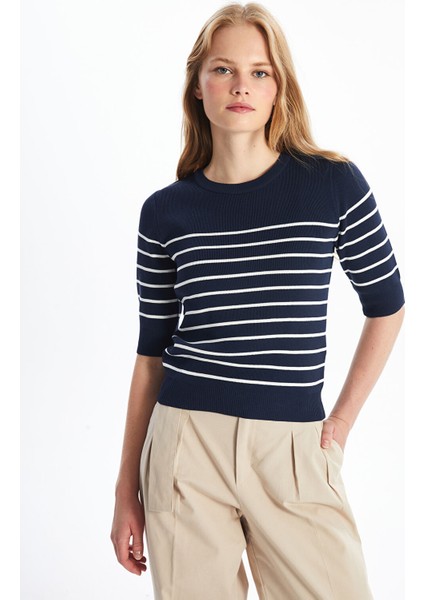 Yeni Sezon Bisiklet Yaka Çizgili Kısa Kollu Kadın Triko Kazak