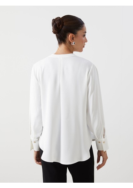 Yeni Sezon Kaçık Yaka Kadın Bluz fırsatları