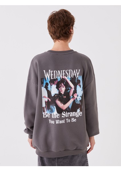 Yeni Sezon Bisiklet Yaka Wednesday Baskılı Oversize Kadın Kalın Sweatshirt indirimleri