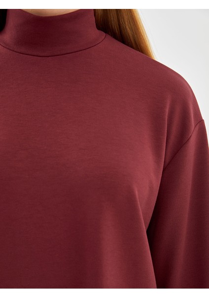 Yeni Sezon Dik Yaka Oversize Kadın Sweatshirt modelleri