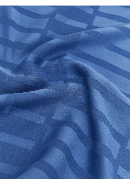 Yeni Sezon Desenli Saten Kadın Şal modelleri