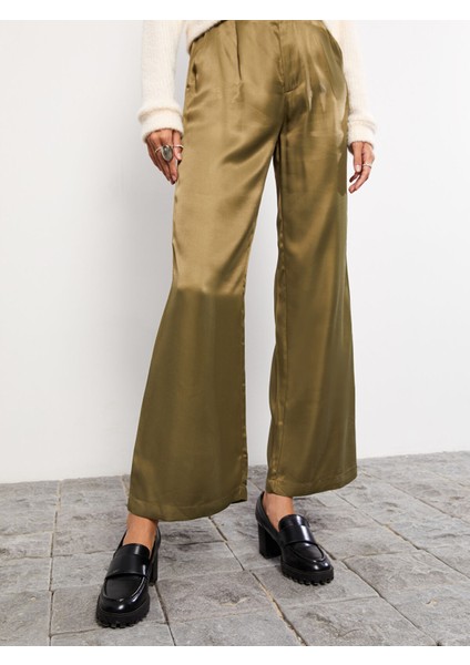 Yeni Sezon Standart Fit Düz Saten Kadın Pantolon fırsatları