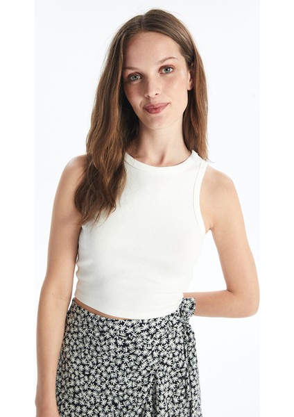 Yeni Sezon Kadın Bisiklet Yaka Düz Crop modelleri