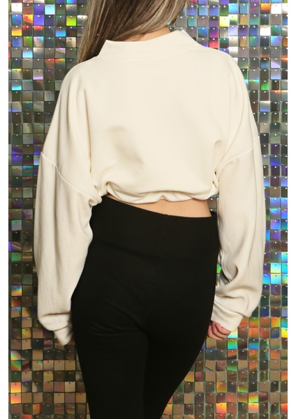 Kadın Baskılı Kuş Gözü Detaylı Kalın Şık Modern Crop Sweatshirt indirimleri