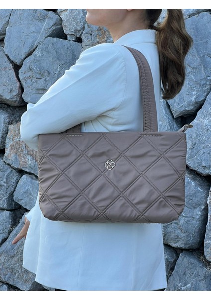 Laura Model Kadın El ve Omuz Çantası