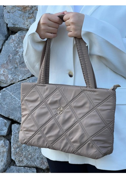 Laura Model Kadın El ve Omuz Çantası