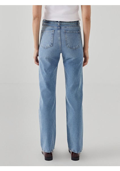 Yeni Sezon Beli Kemerli Straight Fit Kadın Jean Pantolon indirimleri