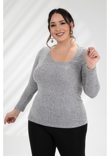 Kadın Büyük Beden Asimetrik Yaka Bluz Gri
