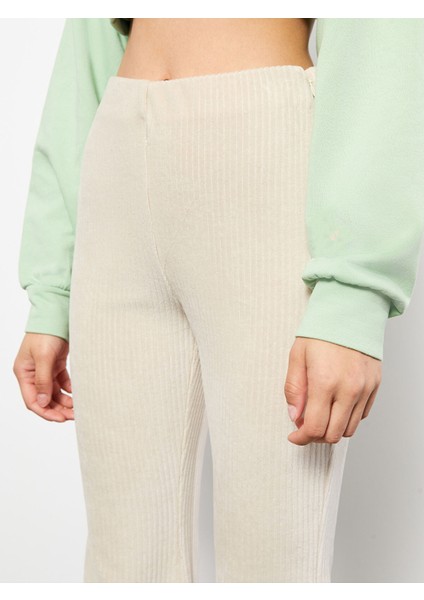 Yeni Sezon Kadın Standart Fit Düz Pantolon modelleri