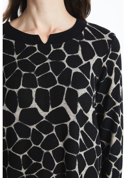 Yeni Sezon Kaçık Yaka Desenli Kadın Bluz modelleri