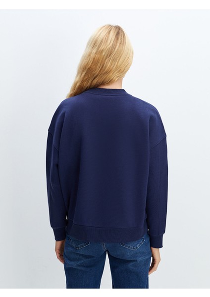 Yeni Sezon Bisiklet Yaka Baskılı Oversize Kadın Kalın Sweatshirt fırsatları