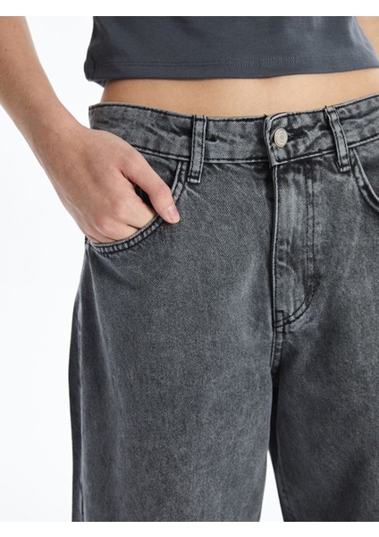 Yeni Sezon Baggy Fit Kadın Jean Pantolon modelleri