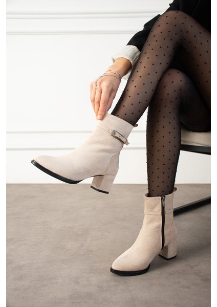 Kadın Bej Süet Lucy Model Yandan Fermuarlı Sivri Burun Kısa Topuklu Bot indirimleri