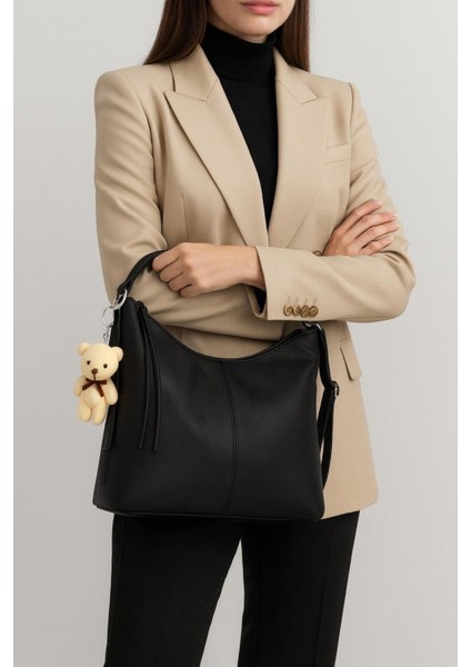 Kadın Suni Deri Ayarlanabilir Omuz Askılı Ayıcıklı Omuz ve Sırt Çantası Olabilen Omuz Çantası modelleri