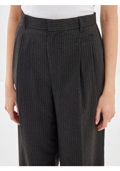 Yeni Sezon Loose Fit Çizgili Kadın Pantolon modelleri