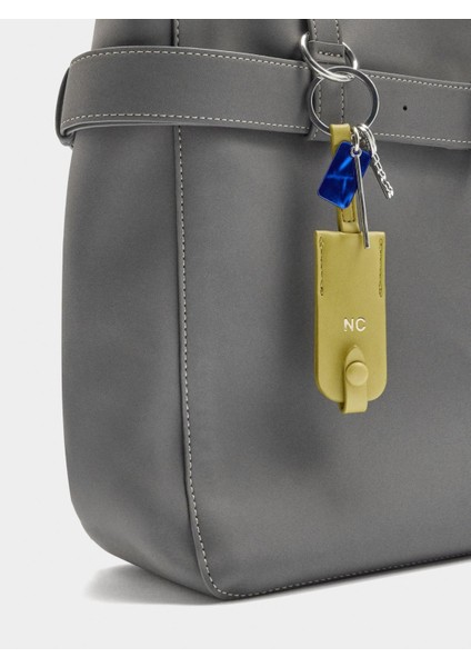 Kemer Detaylı ve Charm'lı Shopper Çanta modelleri