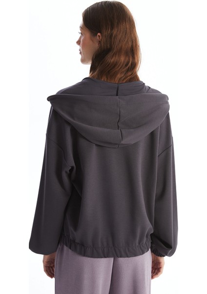 Yeni Sezon Kapüşonlu Düz Uzun Kollu Kadın Fermuarlı Sweatshirt fırsatları