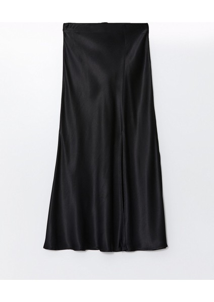 Yeni Sezon Standart Fit Kadın Etek indirimleri