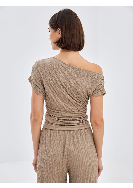 Yeni Sezon Kayık Yaka Dokulu Kadın Bluz indirimleri