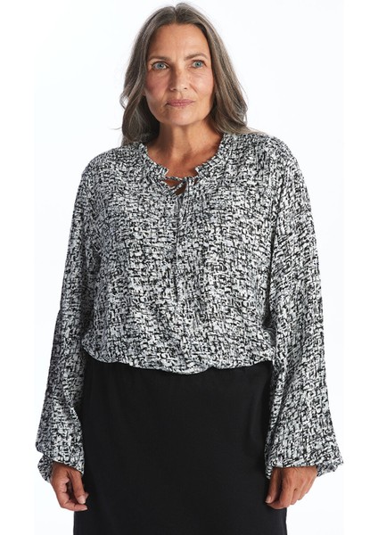 Yeni Sezon Bağlamalı Yaka Desenli Kadın Bluz