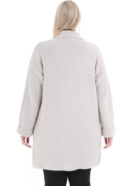 Kadın Büyük Beden Düğme Kapama Triko Kısa Bej Ceket