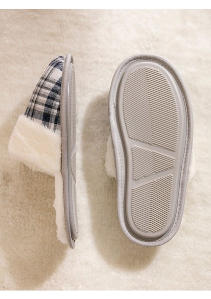 Yeni Sezon Pelüş Kadın Ev Terliği fırsatları