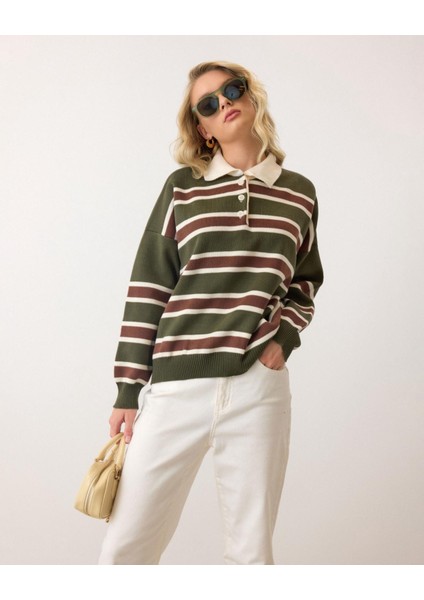 Haki - Retro Kalın Çizgili Düğmeli Polo Yaka Triko Kazak