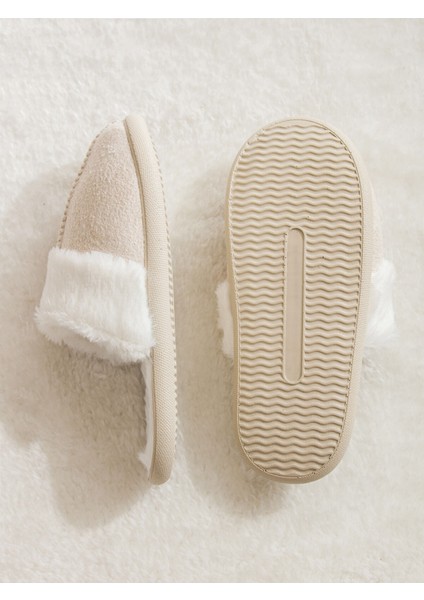 Yeni Sezon Isı Korumalı Pelüş Kadın Ev Terliği fırsatları