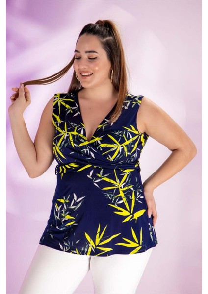 Kadın Büyük Beden Çiçekli Bağlamalı Lacivert Bluz