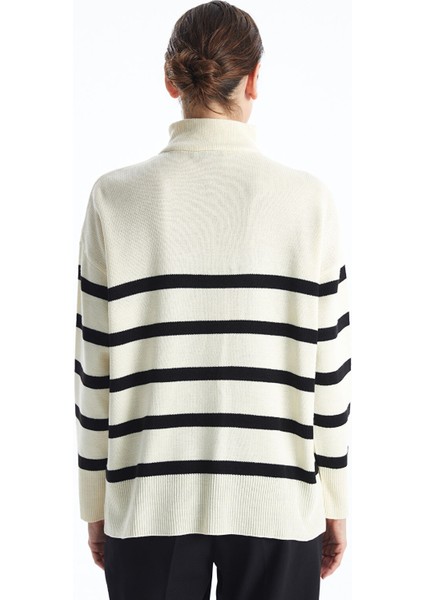 Yeni Sezon Dik Yaka Çizgili Oversize Kadın Triko Kazak fırsatları