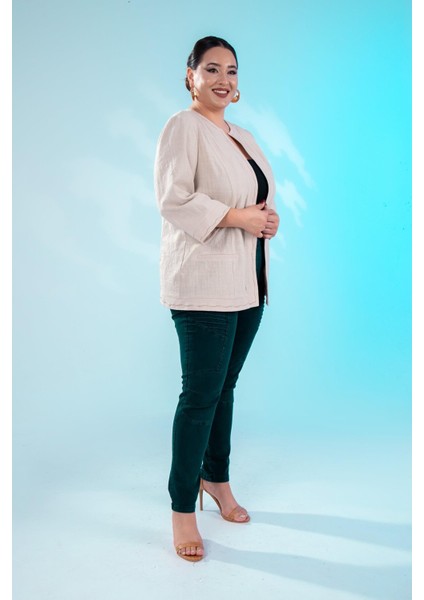 Kadın Büyük Beden Nakışlı Bej Ceket fırsatları