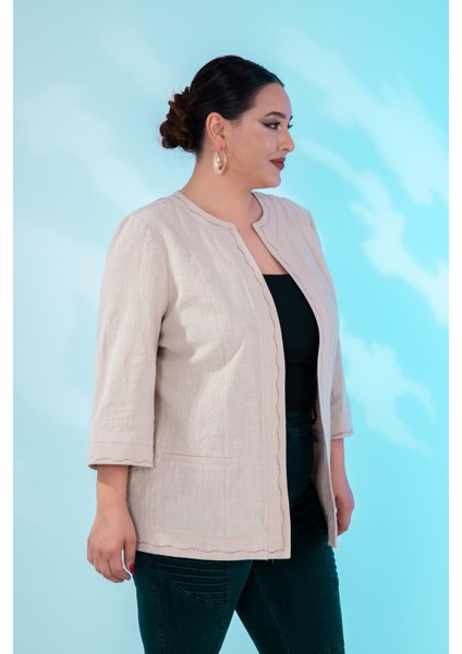 Kadın Büyük Beden Nakışlı Bej Ceket