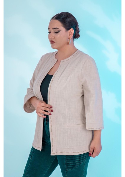 Kadın Büyük Beden Nakışlı Bej Ceket