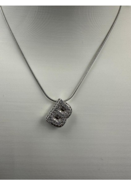 Gümüş Renk Taşlı B Harfi Kolye modelleri