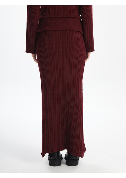 Yeni Sezon Dar Fit Dokulu Kadın Triko Etek fırsatları