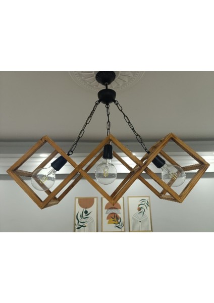 Doğal Eskitme 3'lü Ahşap Kare Çerçeveli Avize – Siyah Zincir Askılı El Yapımı Aydınlatma