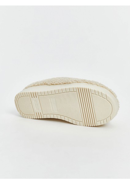 Yeni Sezon Kadın Pelüş Ev Terliği fırsatları