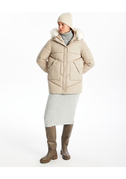 Yeni Sezon Kapüşonlu Kadın Şişme Mont fiyatları