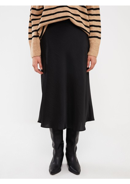 Yeni Sezon Kadın Standart Fit Düz Kalem Etek