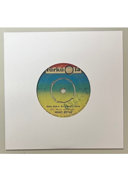 Neşet Ertaş Hele Bakın Şu Feleğin Işine - Hasta Düştüm Kimse Sormaz Halimi 45 Lik Plak (Orjinal Dönem Baskı Plak)